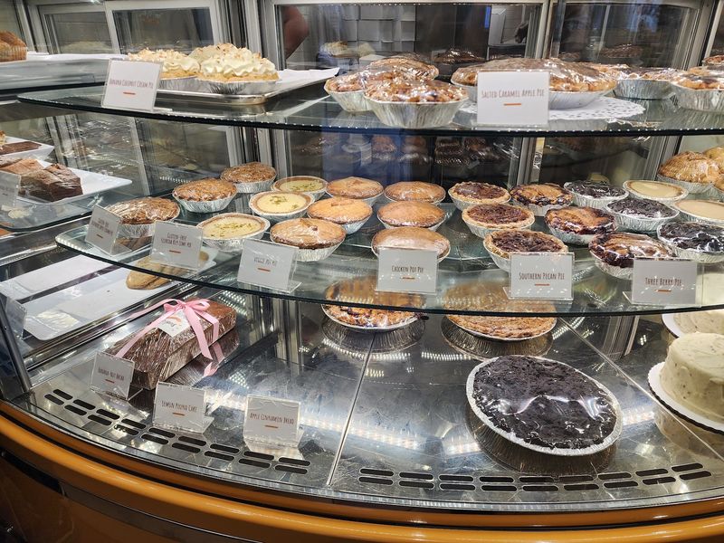 Apple Pie Choices Beyond the Usual Slice Apple Pie Choices Beyond the Usual Slice