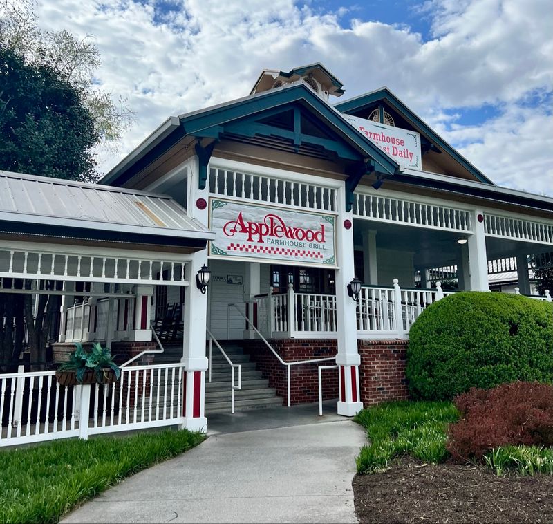 Applewood Farmhouse Restaurant, Sevierville Applewood Farmhouse Restaurant, Sevierville