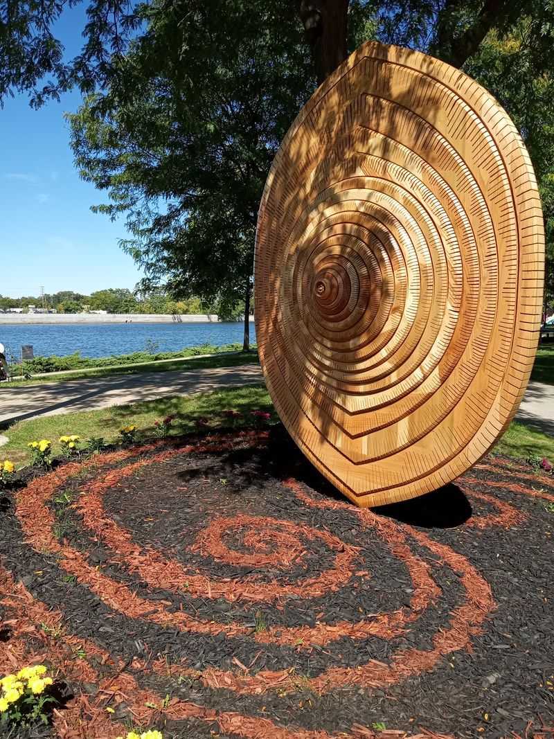Art Variety Keeps the Walk Interesting Art Variety Keeps the Walk Interesting