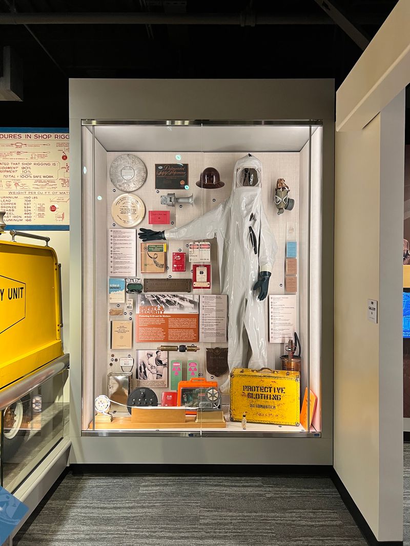 Artifacts and Exhibits Bring the Secret City to Life Artifacts and Exhibits Bring the Secret City to Life