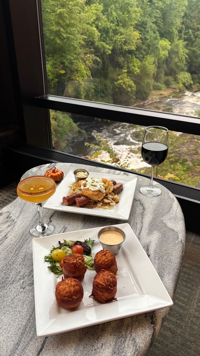 Beau’s on the River – Cuyahoga Falls