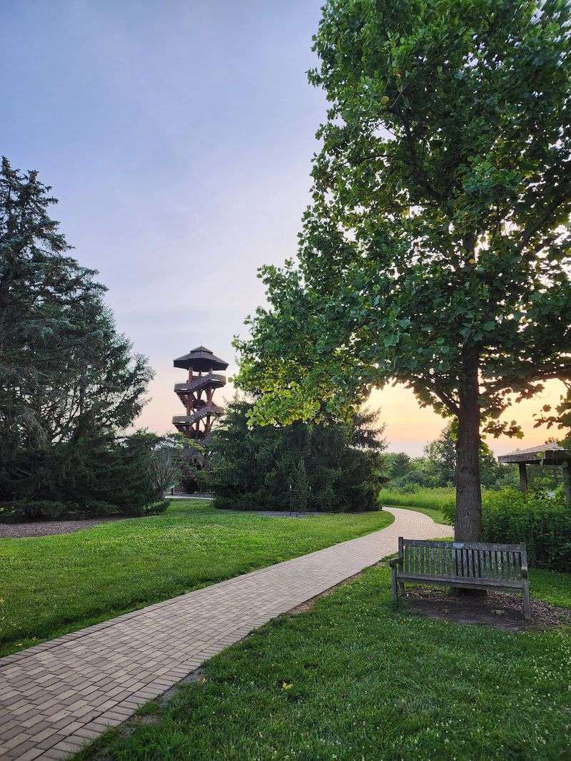 Best Times To Visit For The Quietest Experience Best Times To Visit For The Quietest Experience