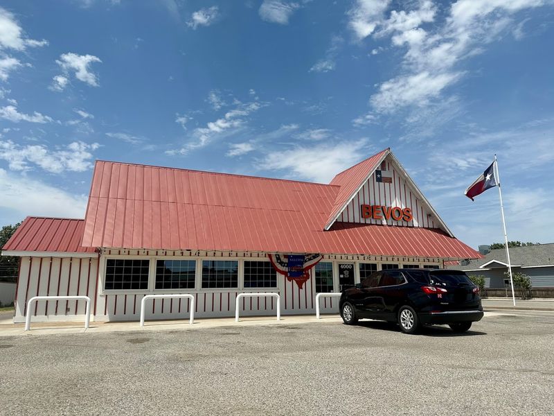 Bevos Drive-In (Vernon)