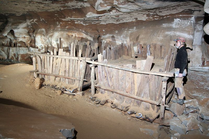 Big Bone Cave - Van Buren County Big Bone Cave - Van Buren County
