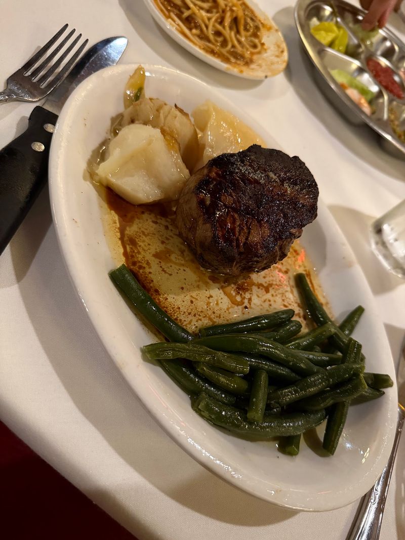 Big flavors carry the old-school Italian promise
