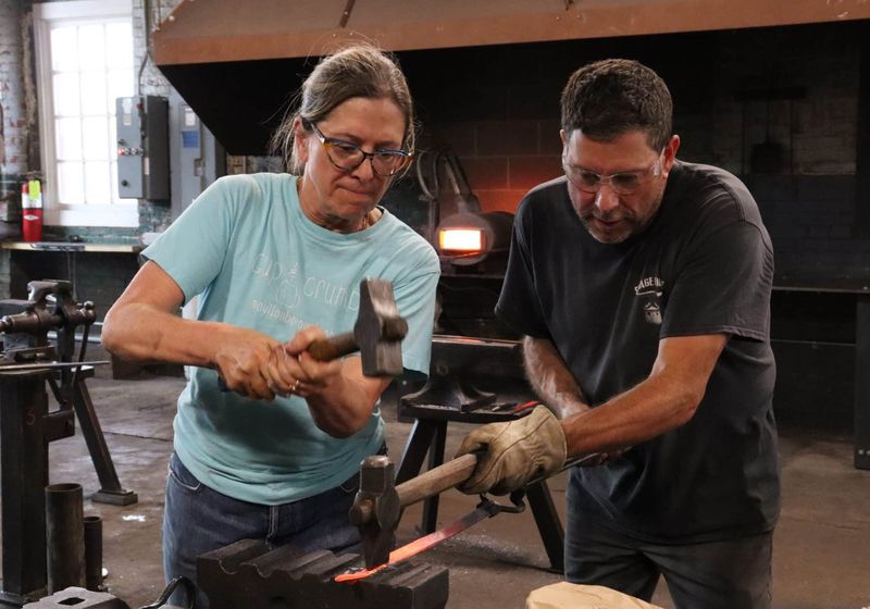 Blacksmithing Classes That Welcome Beginners Blacksmithing Classes That Welcome Beginners