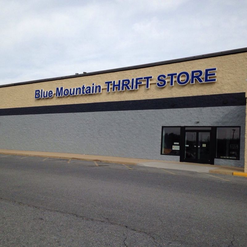 Blue Mountain Thrift Store (Palmyra) Blue Mountain Thrift Store (Palmyra)