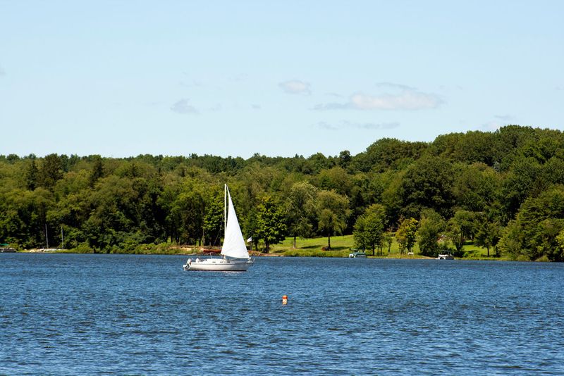Boating Days Made for Unhurried Fun Boating Days Made for Unhurried Fun