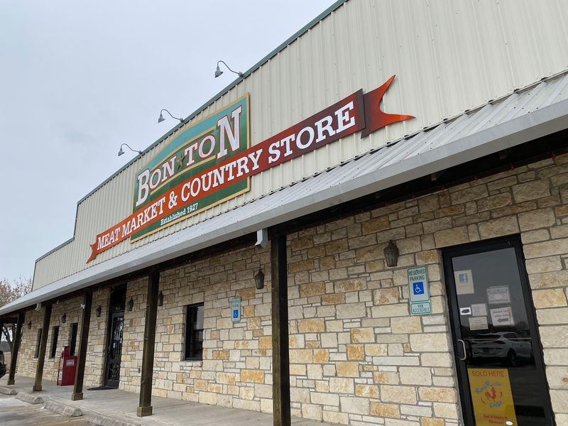 BonTon Meat Market and Country Store (Uhland)