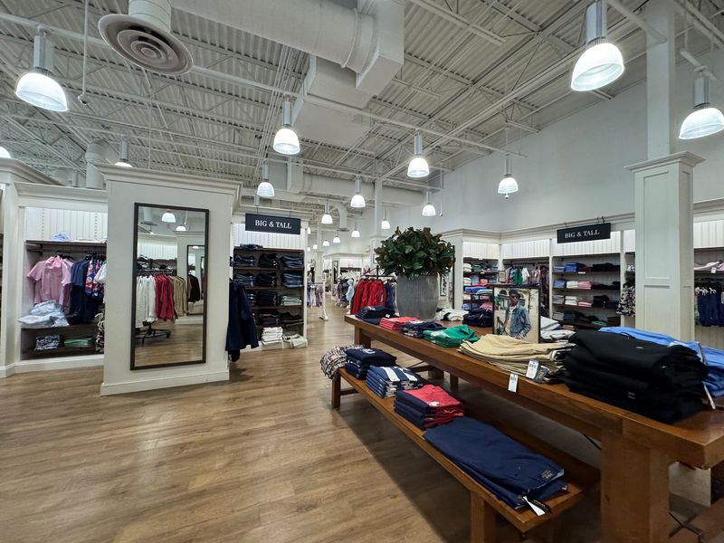 Brand-Name Fashion Can Fill Several Hours Brand-Name Fashion Can Fill Several Hours