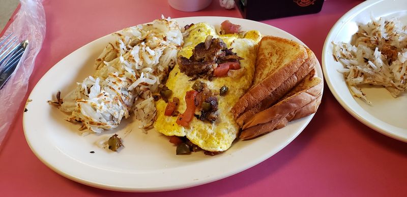 Breakfast Adds Another Reason to Stop By Breakfast Adds Another Reason to Stop By