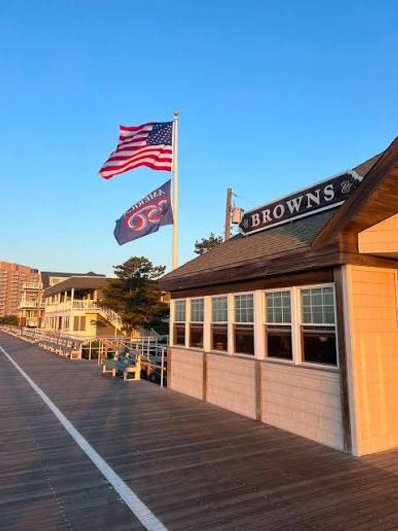 Brown’s Restaurant - Ocean City Brown’s Restaurant - Ocean City