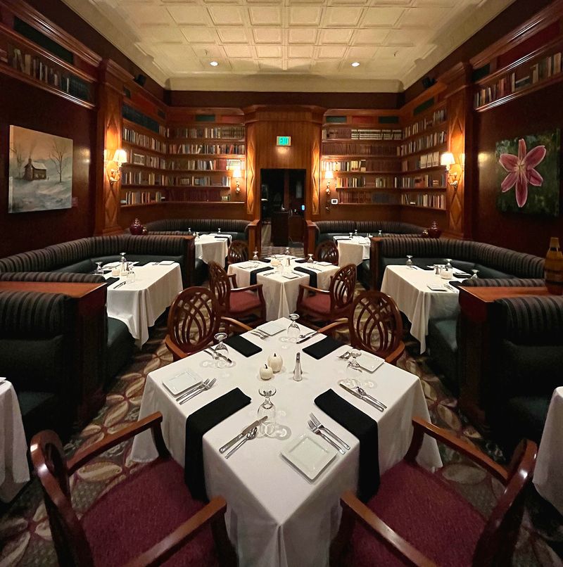 Brumley's Restaurant & Lounge, Greeneville