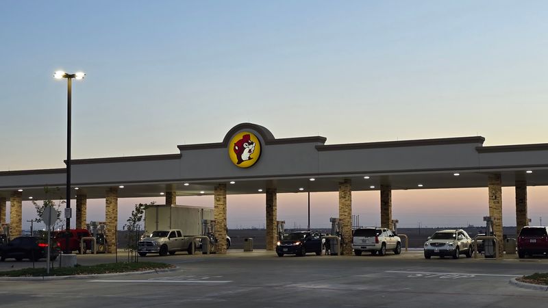 Buc-ee's (Various Texas Locations) Buc-ee's (Various Texas Locations)