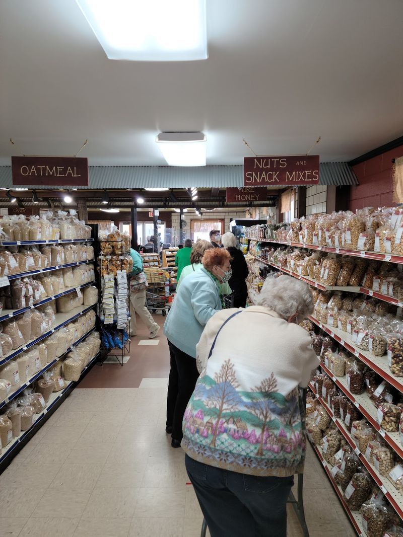 Bulk Bins That Reward Curious Shoppers
