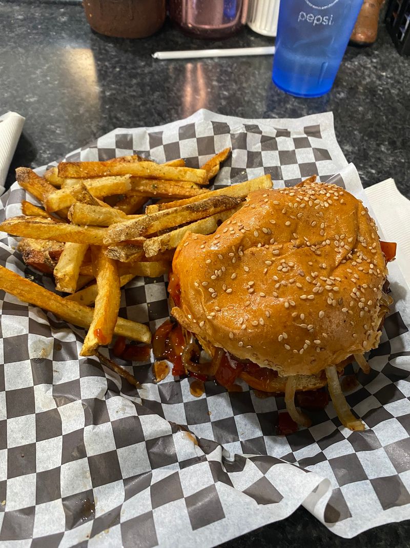 Burgers For Breakfast Fans Who Break Rules Burgers For Breakfast Fans Who Break Rules