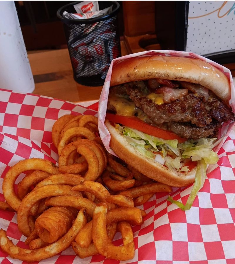 Burgers That Hold Their Own Burgers That Hold Their Own