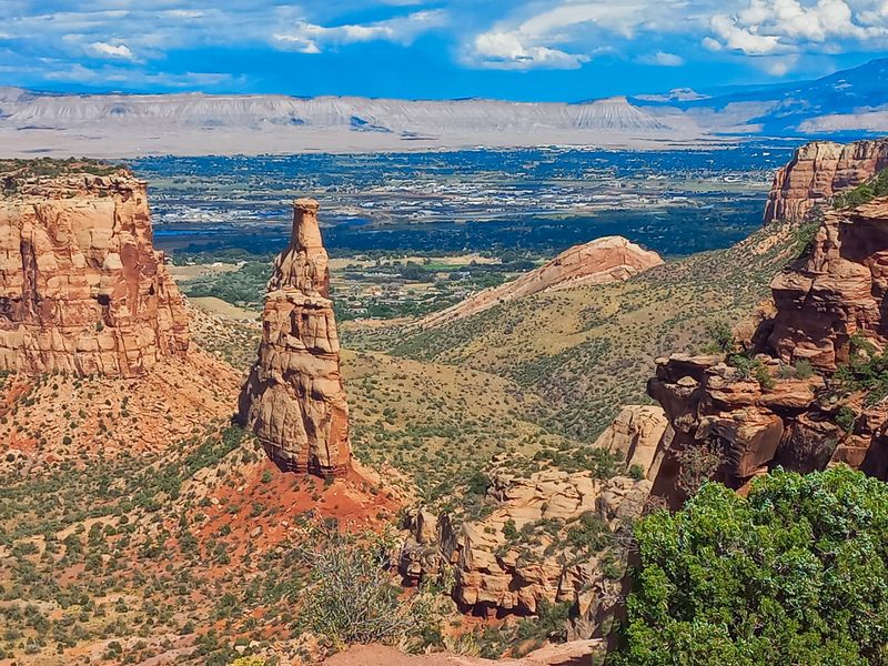 Ute Canyon Trail, Colorado National Monument (Near Grand Junction) Ute Canyon Trail, Colorado National Monument (Near Grand Junction)