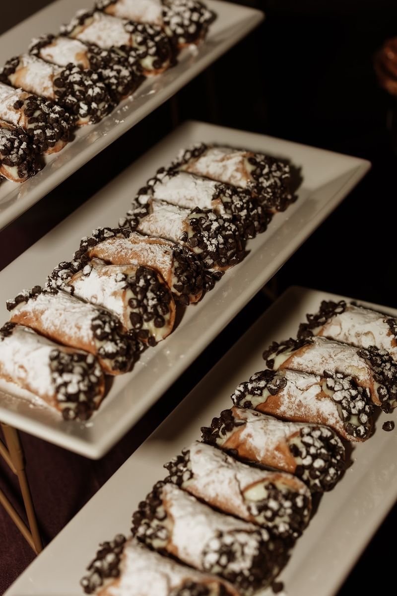 Cannoli That Customers Cannot Stop Talking About