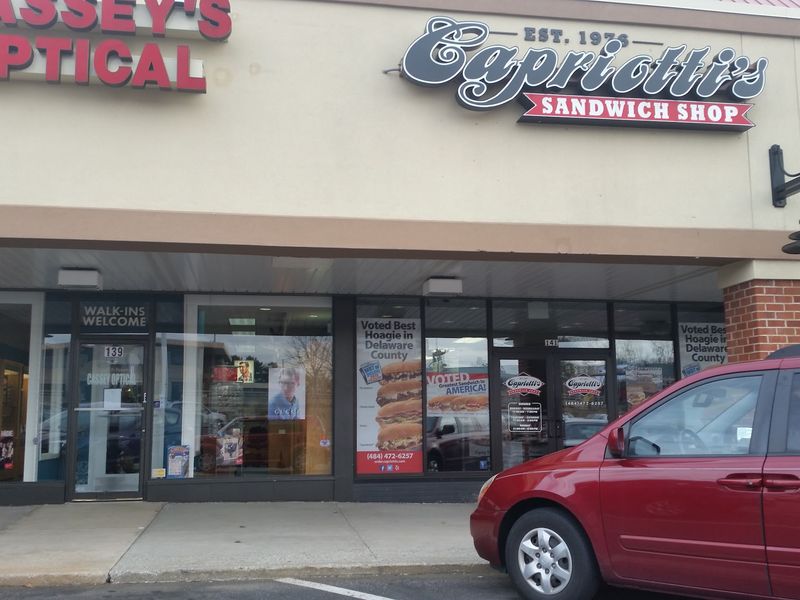 Capriotti’s Sandwich Shop (Springfield) Capriotti’s Sandwich Shop (Springfield)