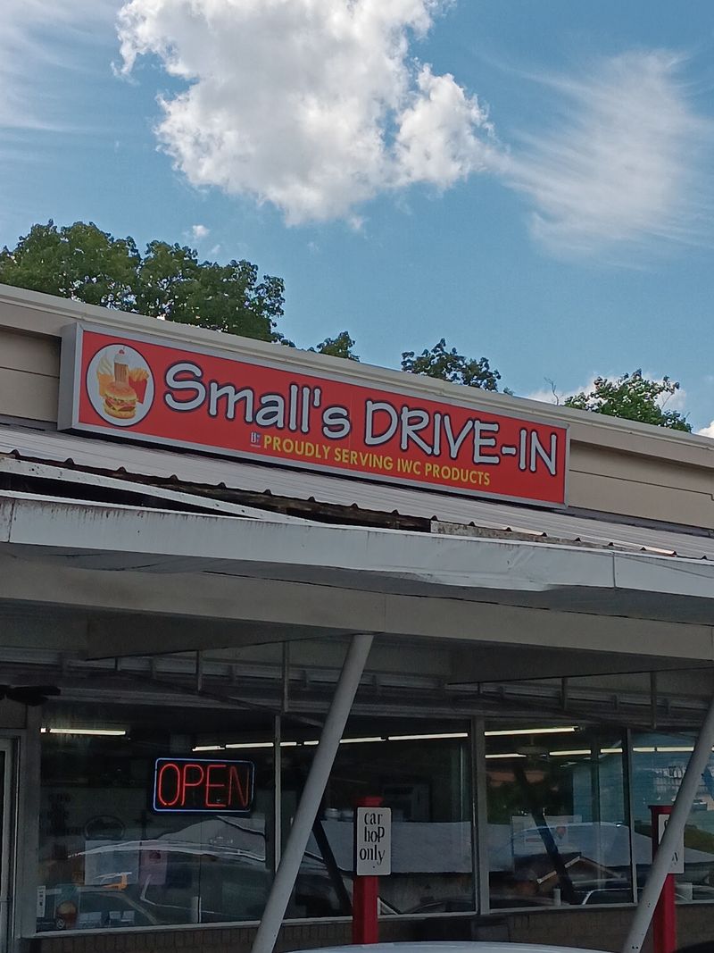 Carhop Service That Takes You Back in Time