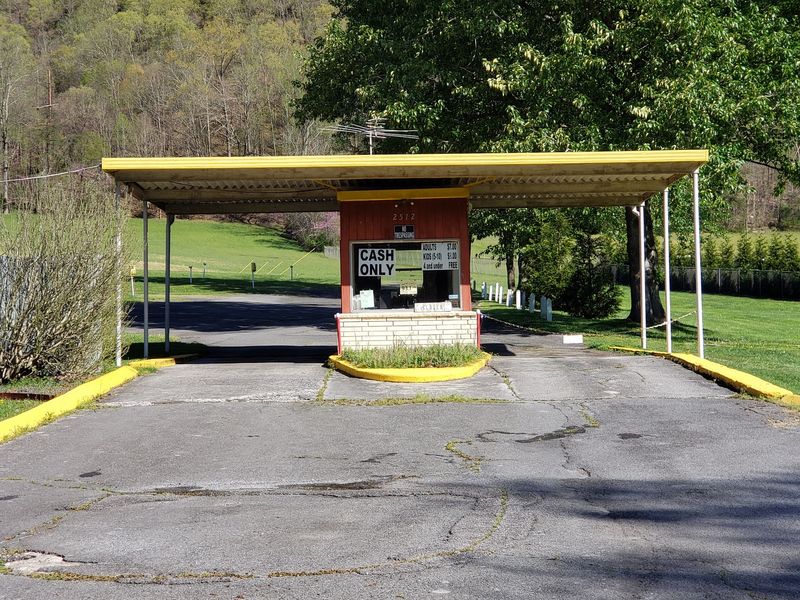 Cash-Only Admission Keeps Prices Low Cash-Only Admission Keeps Prices Low