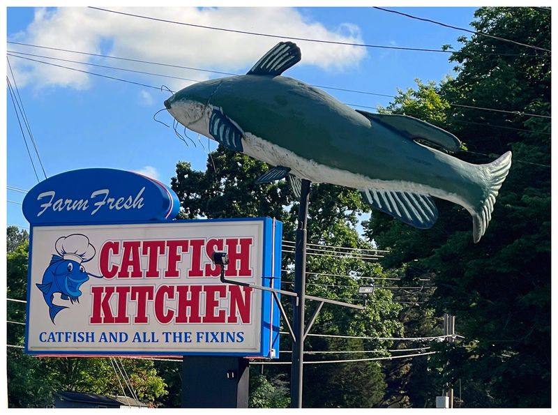 Catfish Kitchen - Burns Catfish Kitchen - Burns