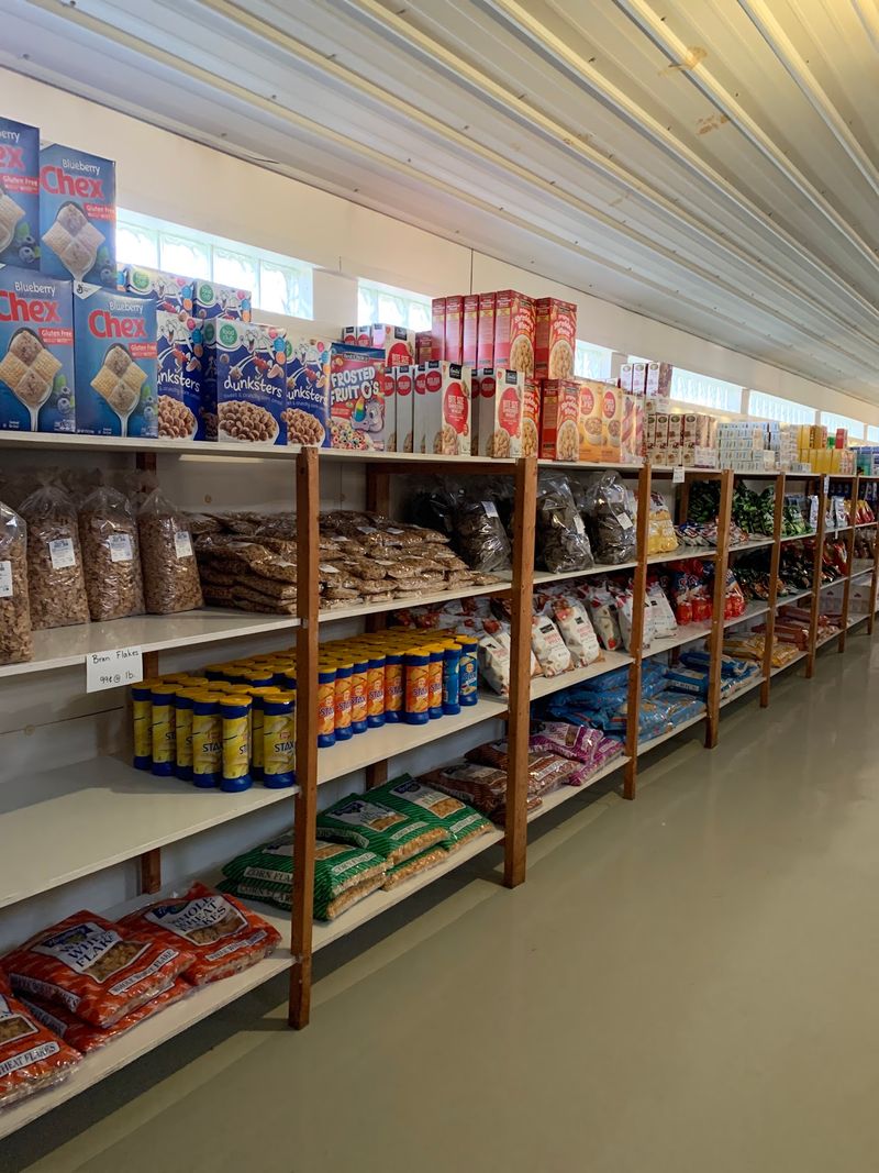 Centreville Amish Community - Miller's Discount Store (Bulk Foods, Bakery, Surplus Groceries)
