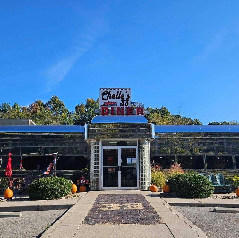 Chelle's 33 Diner, Rockbridge Chelle's 33 Diner, Rockbridge