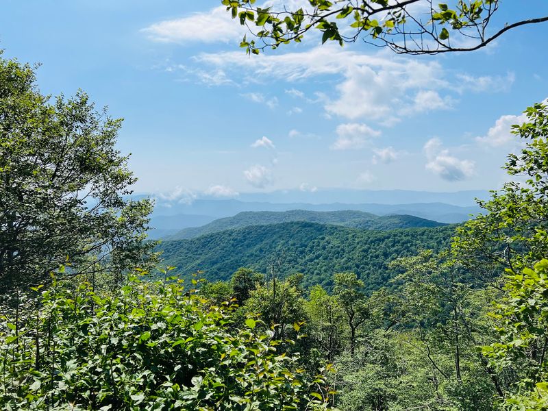 Cherohala Skyway - Tellico Plains to the North Carolina Line Cherohala Skyway - Tellico Plains to the North Carolina Line