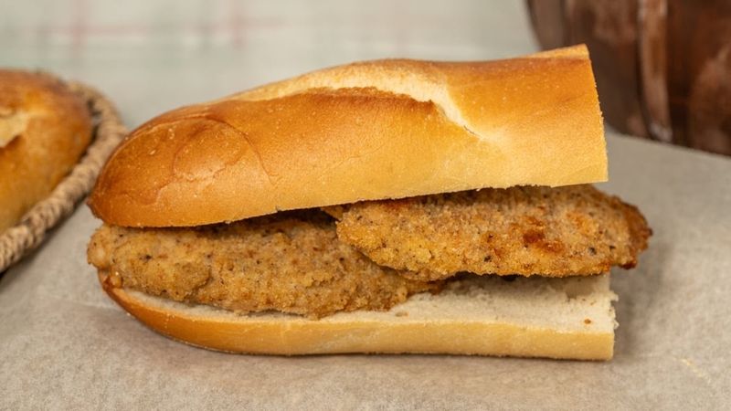 Chicken Cutlets and Fresh Mozzarella Keep the Choices Interesting