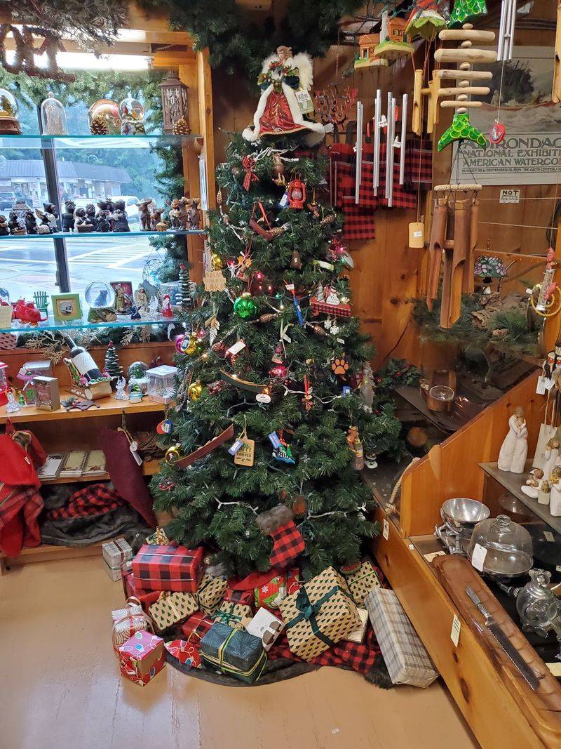 Christmas Aisles That Feel Magical Even In July Christmas Aisles That Feel Magical Even In July