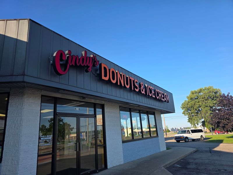 Cindy's Donuts & Ice Cream - Kentwood Cindy's Donuts & Ice Cream - Kentwood