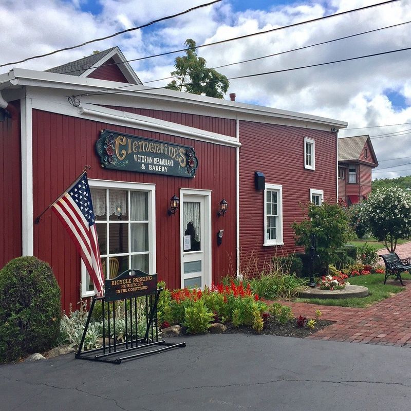 Clementine’s Victorian Restaurant, Olmsted Falls Clementine’s Victorian Restaurant, Olmsted Falls
