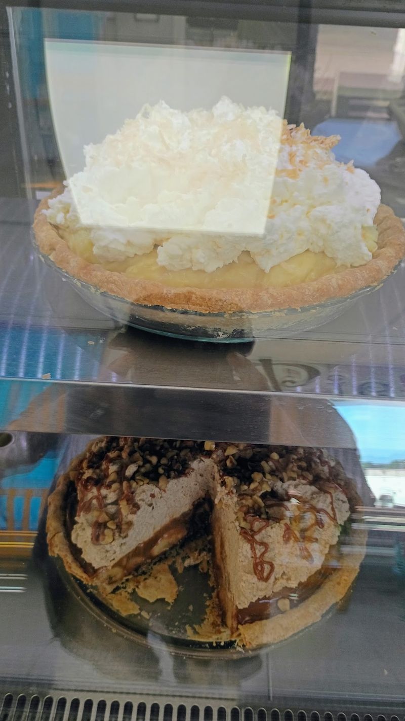Coconut Cream Pie That'll Transport You Straight to Paradise Coconut Cream Pie That'll Transport You Straight to Paradise