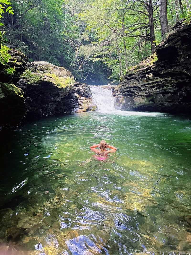 Cold Water That Wakes You Right Up Cold Water That Wakes You Right Up