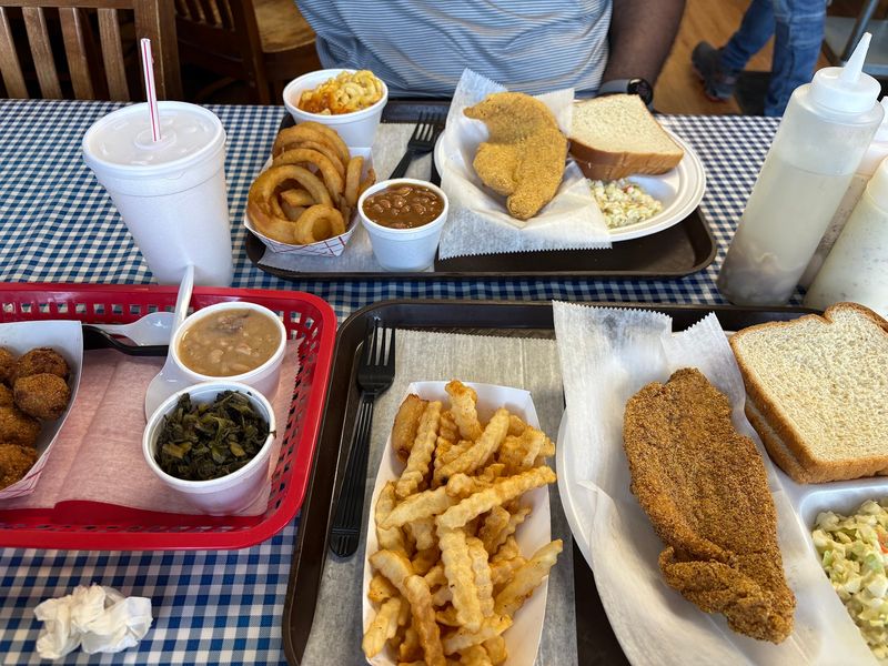 Come Hungry - This Tennessee Favorite Is Worth Seeking Out Come Hungry - This Tennessee Favorite Is Worth Seeking Out