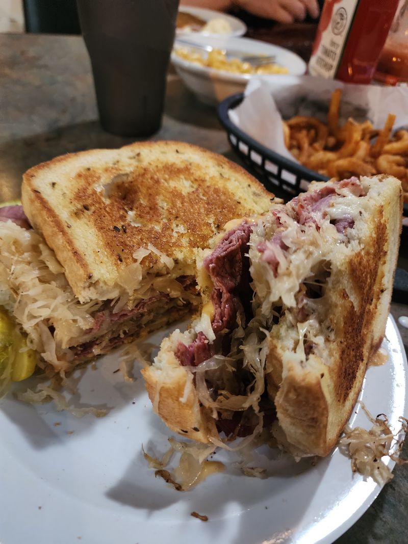 Comfort Food That Lives Up to the Hype Comfort Food That Lives Up to the Hype