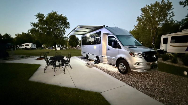 Concrete pads, roomy sites, and little comforts that lower the stress Concrete pads, roomy sites, and little comforts that lower the stress