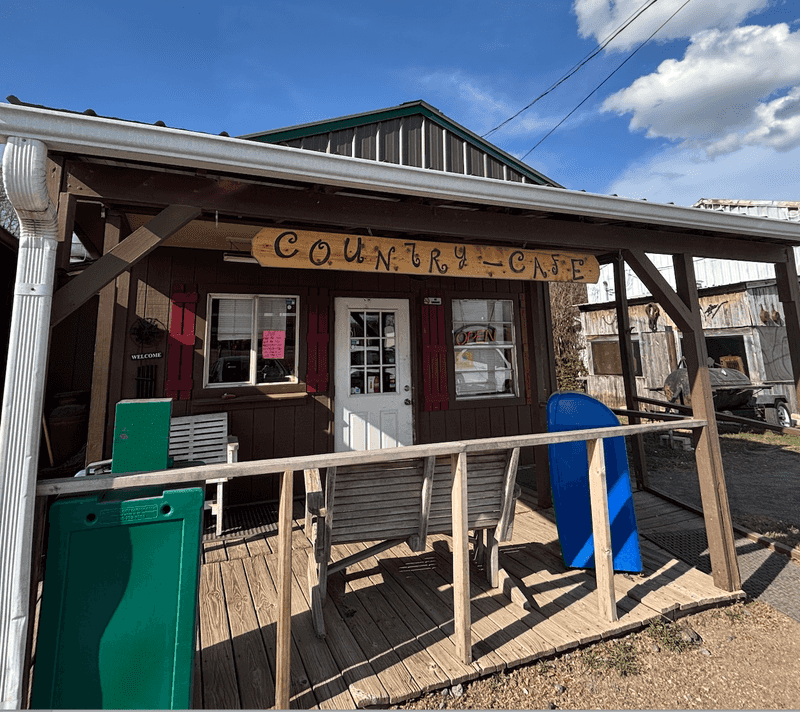 Country Cafe in Whiteville Country Cafe in Whiteville