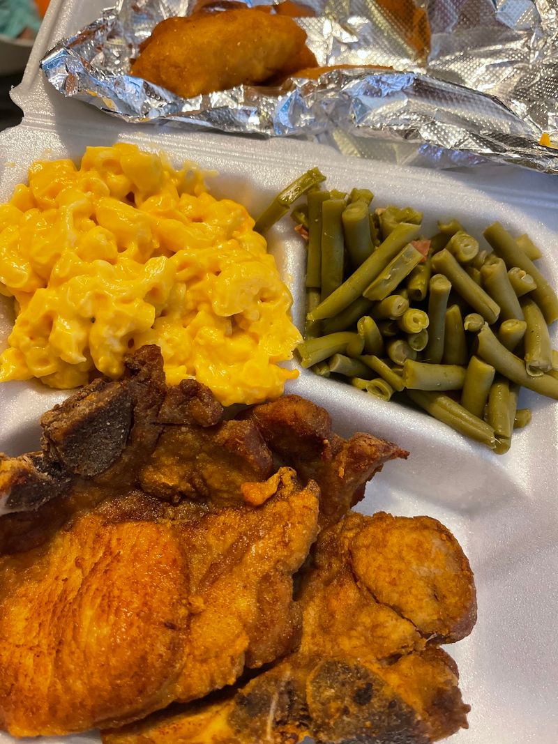 Country Cooking That Feels Like a Plate From Home Country Cooking That Feels Like a Plate From Home