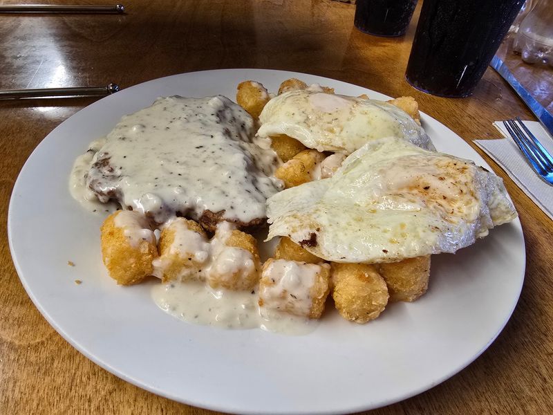 Country Fried Steak That'll Make You Consider Licking Your Plate Country Fried Steak That'll Make You Consider Licking Your Plate