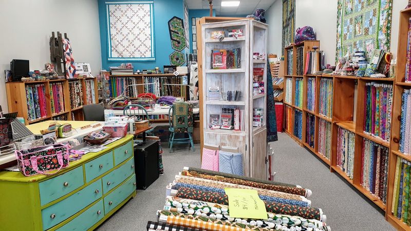 Cousin’s Quilt Shop - Charlevoix