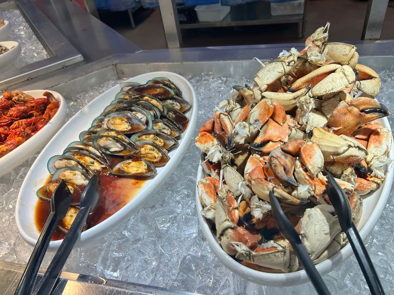 Crab Legs and Lobster Take Center Stage
