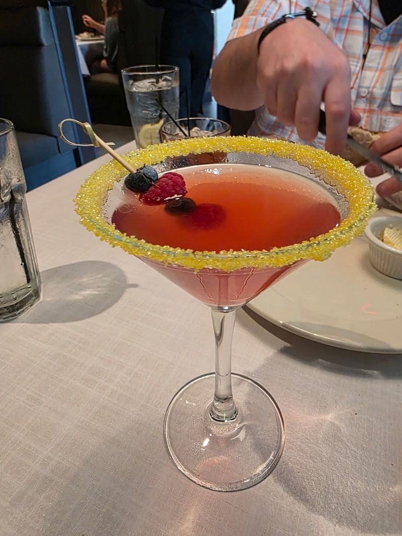 Craft Cocktails That Match The Food Quality Craft Cocktails That Match The Food Quality