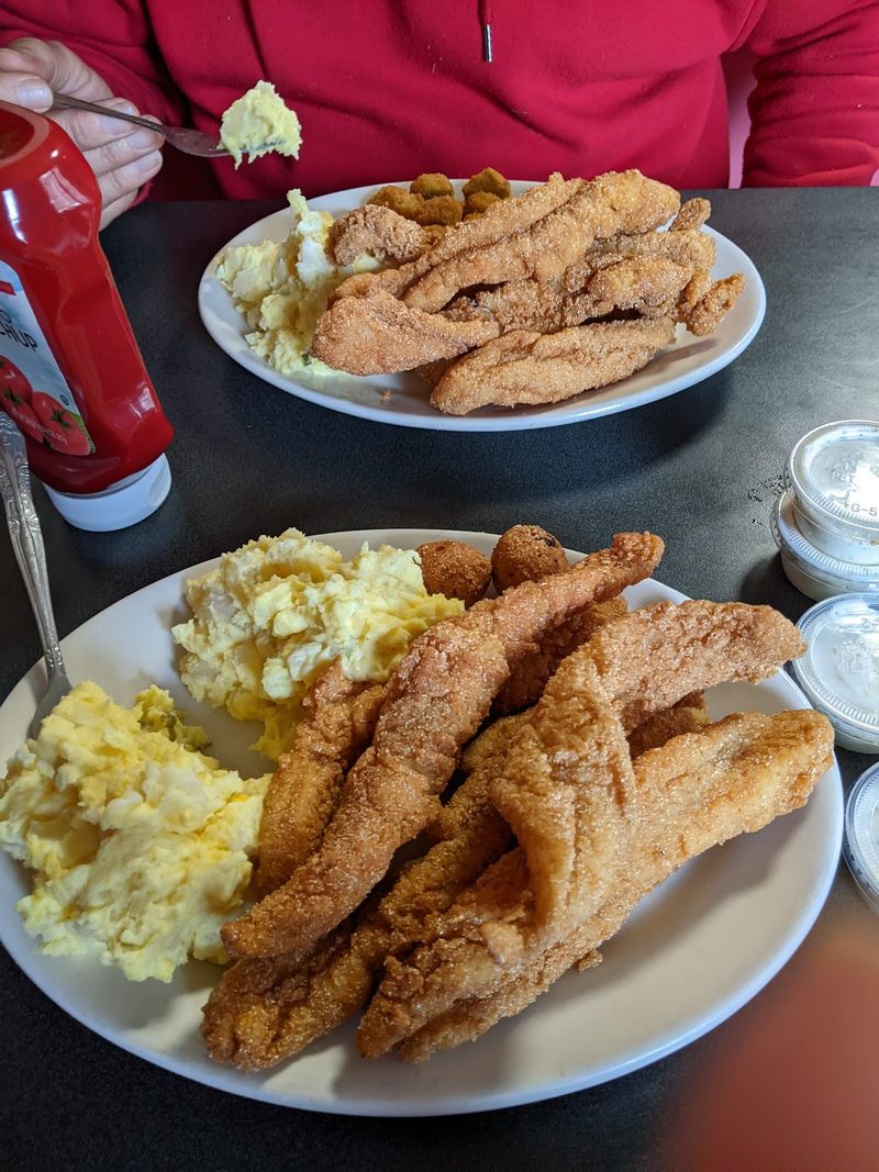 Crispy, Golden, and Served the Old-Fashioned Way Crispy, Golden, and Served the Old-Fashioned Way