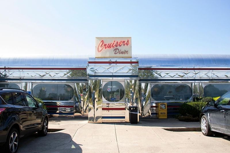 Cruisers Diner, Seaman Cruisers Diner, Seaman