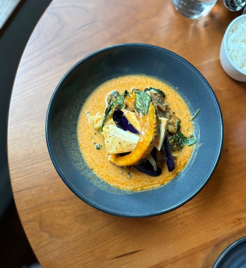 Curries Bring Comfort With a Fancy Twist