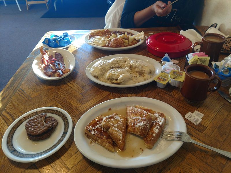 Why a Plain Little Diner Beats the Chains