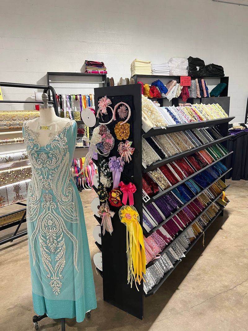 DFW Fabric Mart / Petra's Fabrics (Dallas) DFW Fabric Mart / Petra's Fabrics (Dallas)